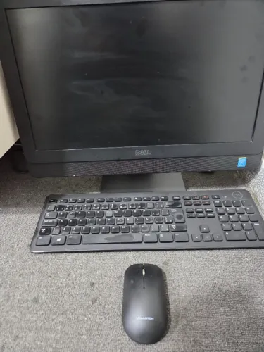 Computador Del All In One i5 512 gb Web cam Windows 10
