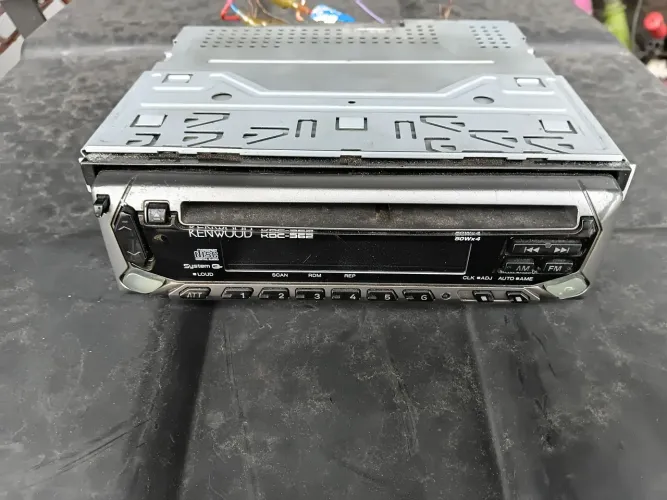 Toca CD Kenwood kdc362
