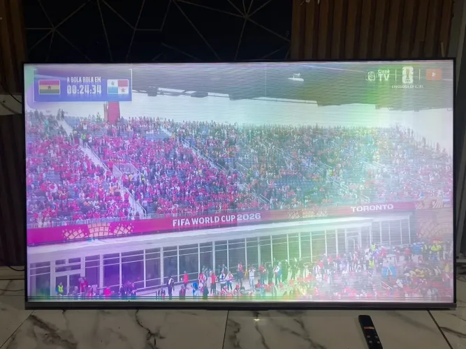 Smart tv Philco 65 plegadas