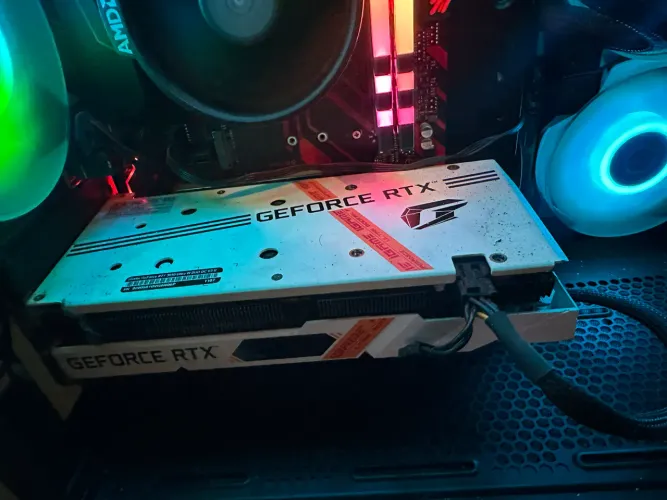 RTX 3050 8GB BRANCA 