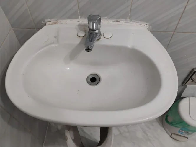 Vendo Lavatório de banheiro
