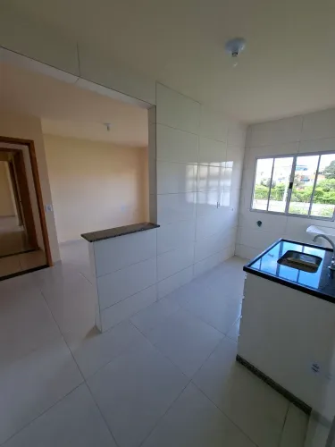 L.E.I.A. C.O.M A.T.E.N.Ç.Ã.O 2 aptos de 1qt disponíveis! Não tem garagem! 