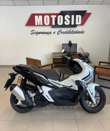 HONDA ADV 150 BRANCO 2021