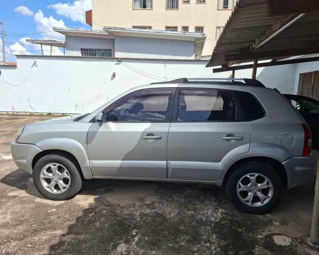 Hyundai Tucson 2.0 16V Aut. 2012