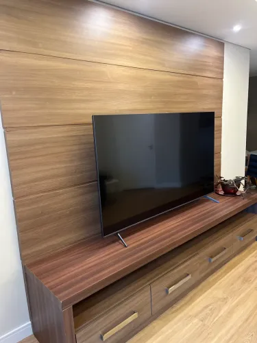 Rack  sem televisão 