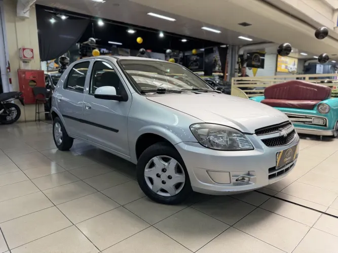Chevrolet Celta 1.0/ Super 1.0 MPFI VHC 8V 5P 2013