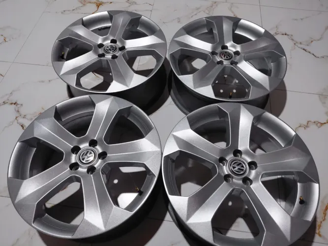 Vende se aro 18