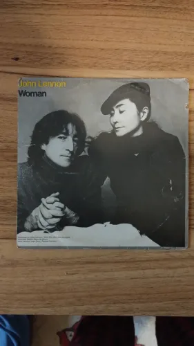 Compacto John Lennon woman/beautiful boy