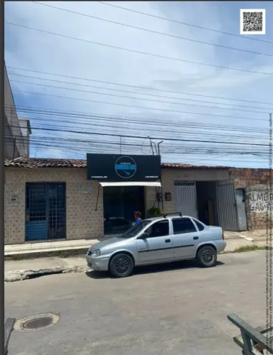 Vendo Ótima casa ideal para morar ou comércio no Benedito Bentes
