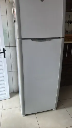 GELADEIRA GE - NÃO ESTA GELANDO