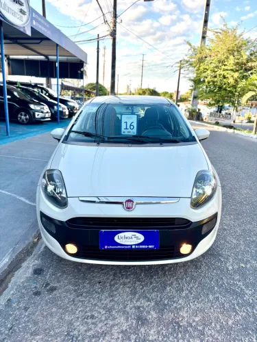 Fiat Punto Attractive Italia 1.4 F.flex 8V 5P 2016