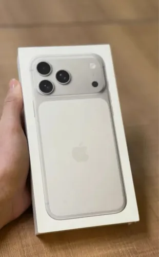 iPhone 17 pro max 256 1 ano de garantia
