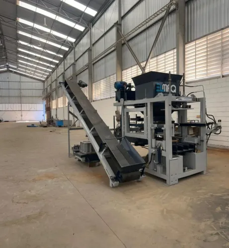Máquinas para artesanato de concreto em geral