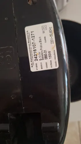 Batedeira de bolo Mondial