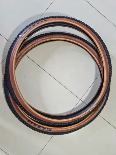 Par de Pneus Maxxis Rekon 29x2.4