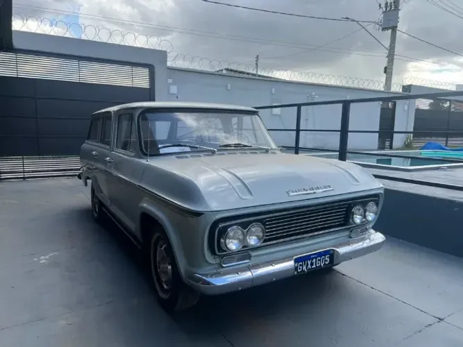 Chevrolet Veraneio S / Luxe 4.1 1967