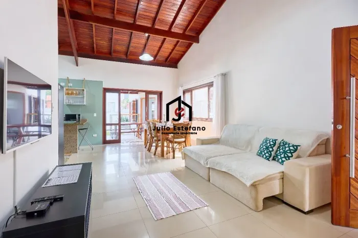 Casa com 4 dormitórios sendo 2 suítes no Residencial Park Hills em Ubatuba