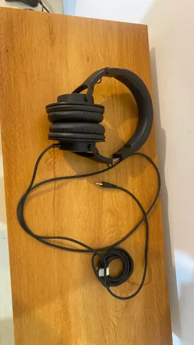 Fones de ouvido Audio-Technica ATH-M20x Professional Studio