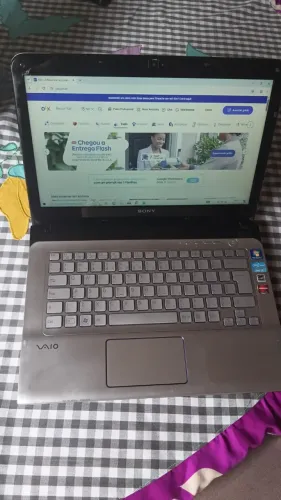 Notebook Sony Intel i5 , modelo SVE14AA12X - SSD 120Gb - 4Gb Mem.DDR3