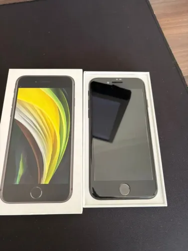 Apple iPhone SE (3ª geração) 64GB - Meia-noite