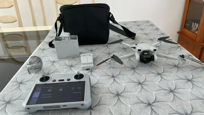Drone DJI Mini 3 combo com tela