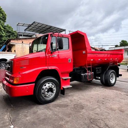 Caçamba L1318 Mercedes Ano 2009 Reduzida Basculante 5m Facchini