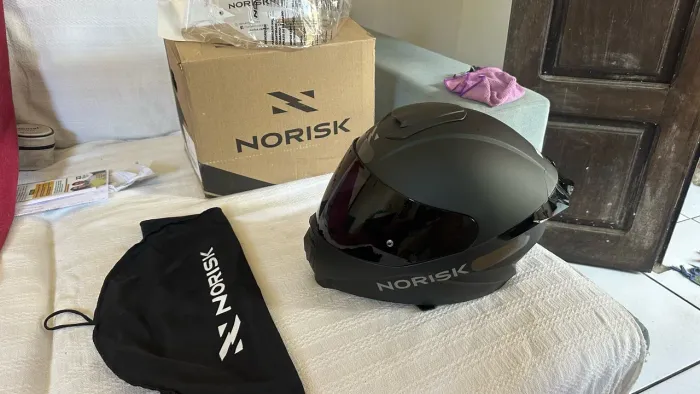Vendo capacete Norisk