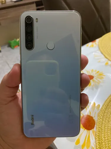 Vendo um aparelho celular not 8 Xiaomi estado de zero