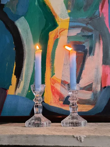 par de castiçais para velas antigo em vidro candelabros luz antiquario trabalhado vintage