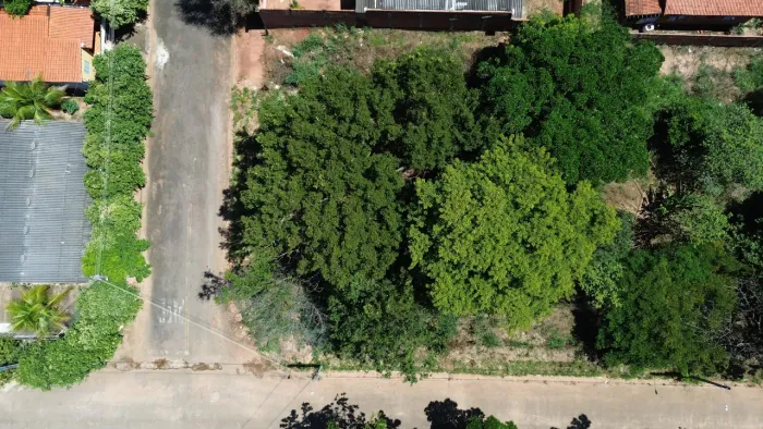 Terreno Urbano 372m² | Vila Residencial de Minaçu - Minaçu/GO |Localização Nobre e Infraes
