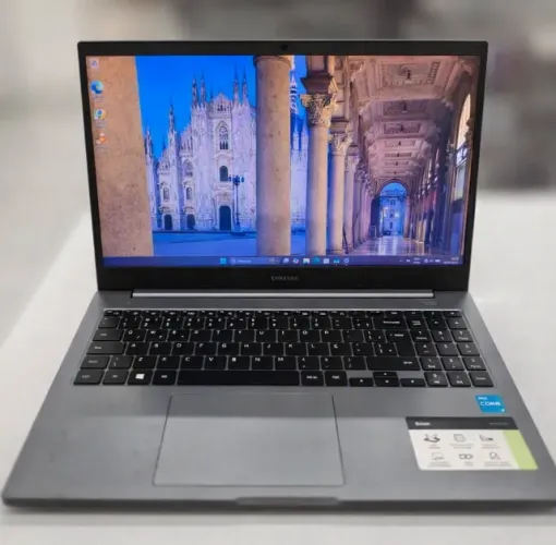 Notebook Samsung NP550XDA