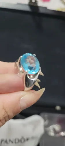 Anel de prata pura com pedra sintética azul topázio 