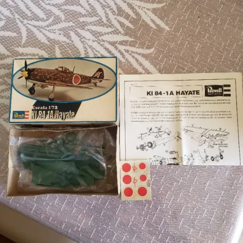 Kit de plastimodelismo Revell, caça Nakajima Ki-84 1A Hayate, escala 1/72