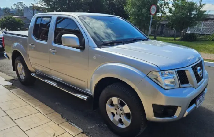 Nissan Frontier S CD 4X4 2.5 TB Diesel 2014