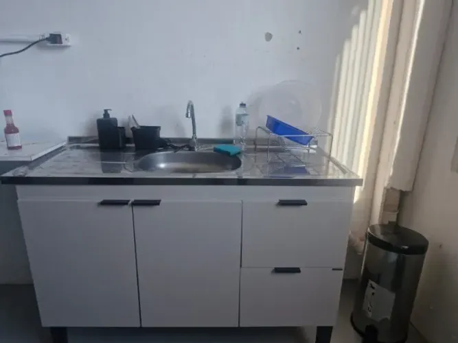 Gabinete com torneira