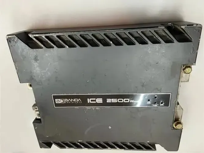 Banda Ice 2500 RMS mono 1 canal