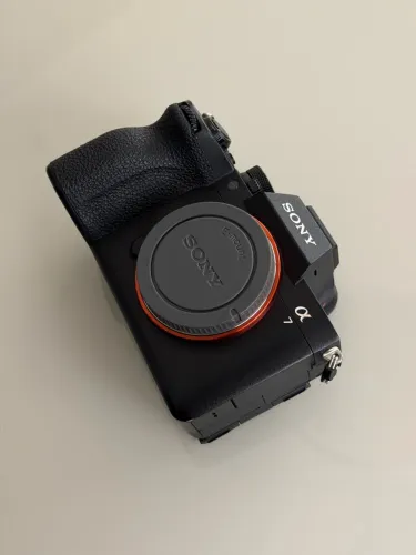 Sony a7IV