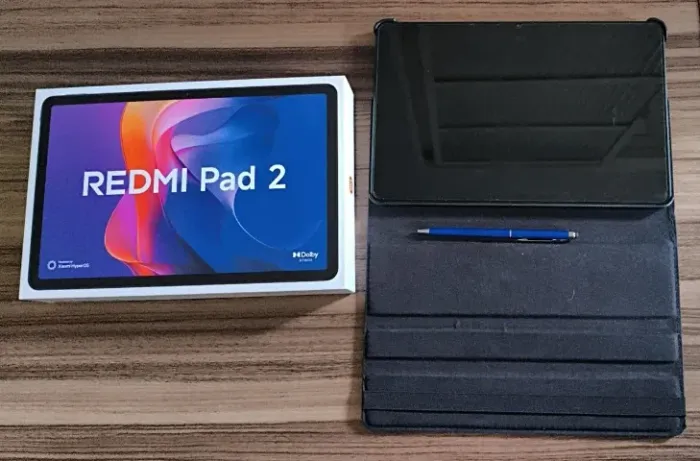 Tablet Xiaomi Redmi Pad 2 8GB/256GB Seminovo - Com Caixa, Capa, Caneta e Película de Vidro