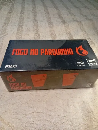 Jogo de carta Fogo no Parquinho 