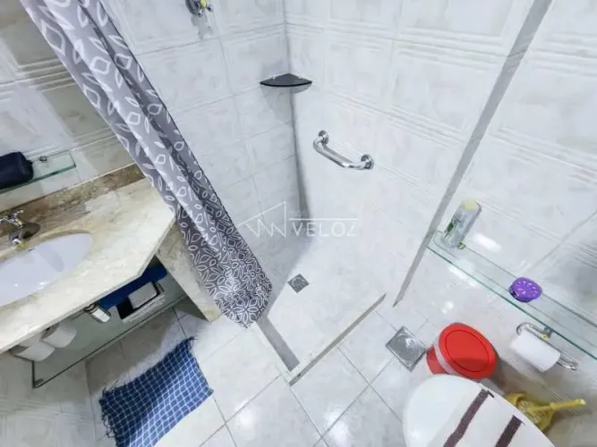 Apartamento : / Residencial / Centro