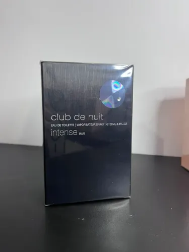 Club de Nuit
