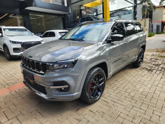Jeep Commander Black Hurricane 2.0 4X4 TB AUT 2025