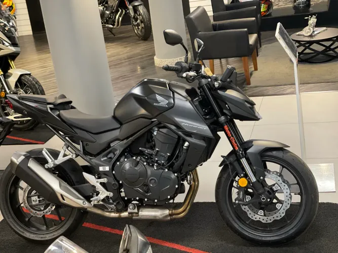 CB 750 HORNET 2026 0km