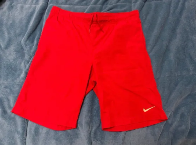 Shorts nike vermelho