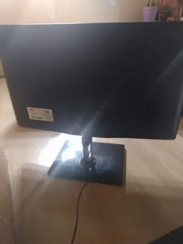 MONITOR SANSUNG 23 POLEGADAS COM DEFEITO