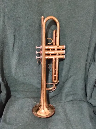 Trompete Bb Luminil (Semi-novo)