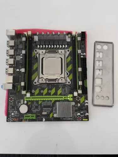 KIT X79 XEON E5-2680 + 8GB DDR3 + PLACA MÃE X79