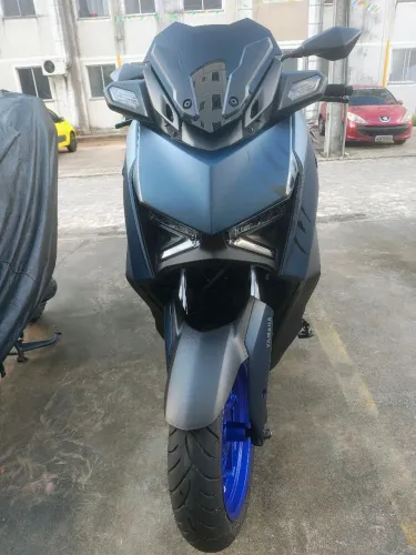 Vendo scooter Xmax 250