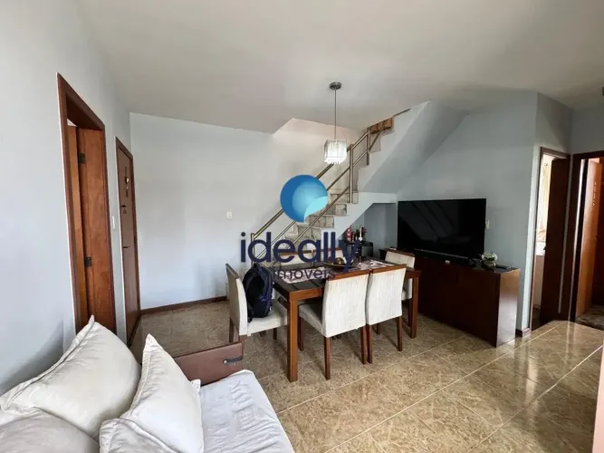 CASA GEMINADA COM ENTRADA COLETIVA NO PINDORAMA
