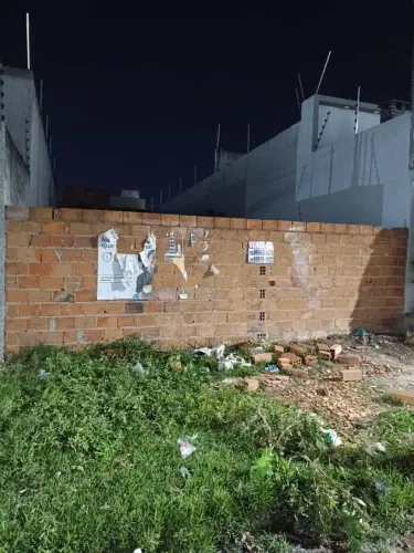 Vendo terreno na rua Jhon Leno cunha Melo